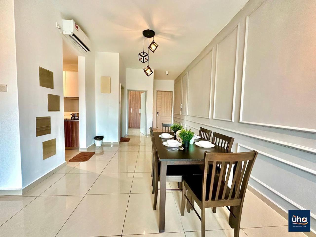 Seasons Luxury Apartment By Jk Home Джохор-Бару Экстерьер фото