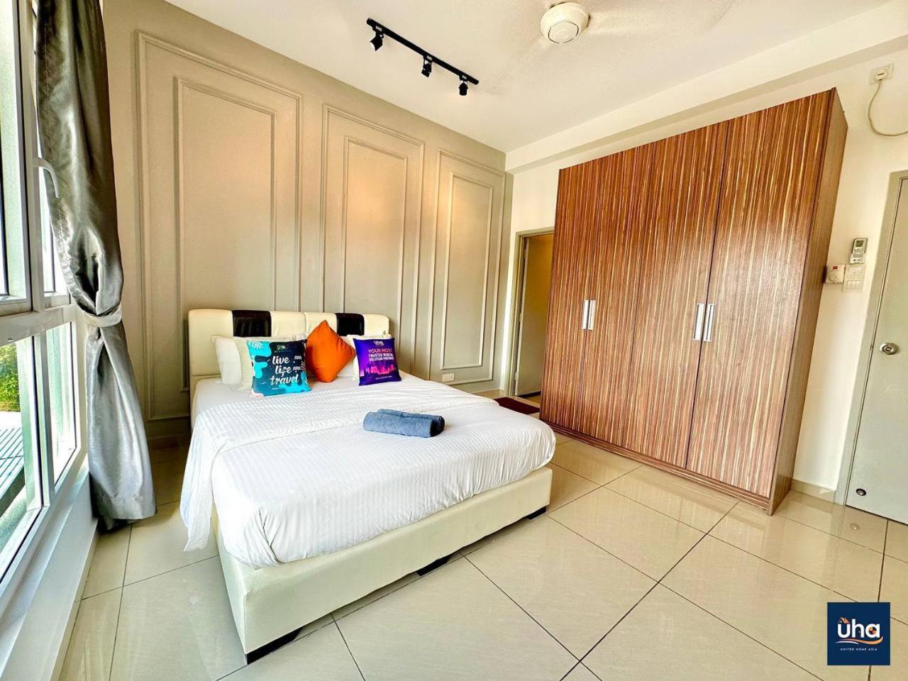 Seasons Luxury Apartment By Jk Home Джохор-Бару Экстерьер фото